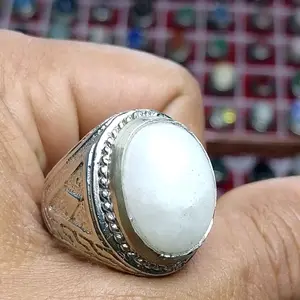 Batu cincin ma n1 gajah bisa berjalan di air cuka