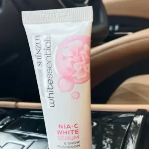 Shinzui WHITEssentials Double Brightening Facial Wash Snow Mushroom mini 20 ml | Sabun Cuci Muka Mencerahkan dengan Niacinamide