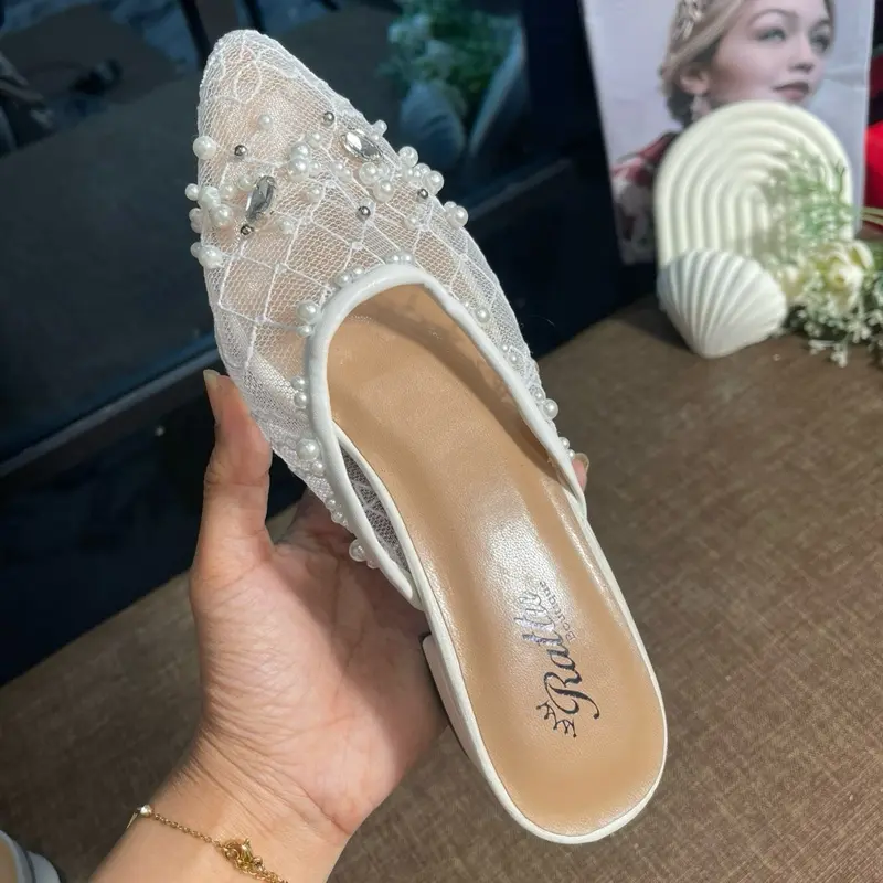 Sepatu Wanita pesta Payet Maryam Brukat Hak 3cm - Ukuran 36-41 - Karet, Kasual, Heels, Shoes, Sendal, Putih 4