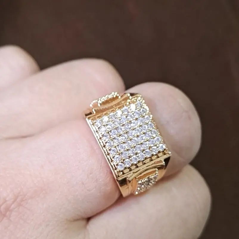Cincin Pria Dan Wanita Full Mata Mewah Elegan Emas dan Silver Rings Dewasa