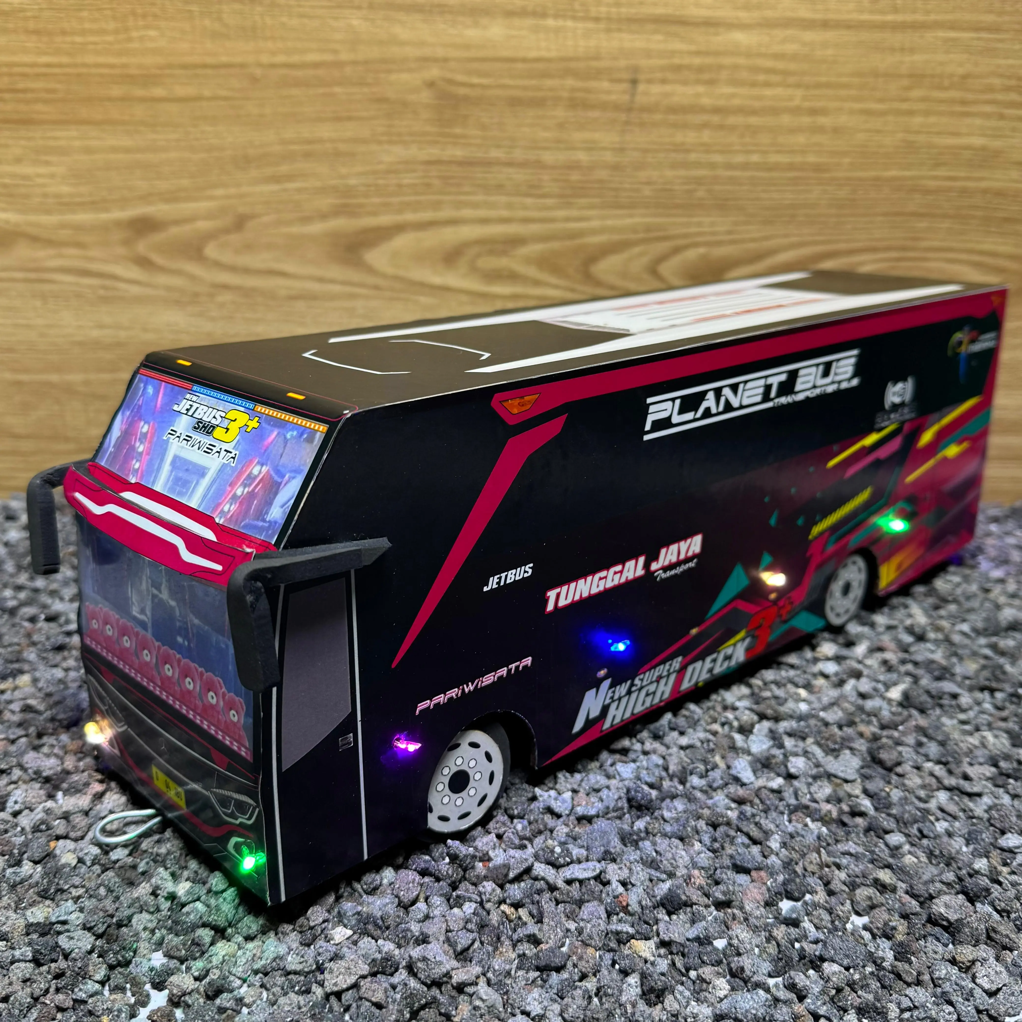 Tunggal jaya black pink