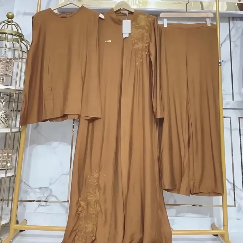 Setelan Celana Saviq - Baju Bordir Outer Wanita - Setelan 3in 1 - Baju Muslim Lebaran Kekinian 1