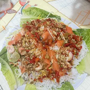 Salad Thailand Komplit (Salmon, Salmon, Udang, Udang)