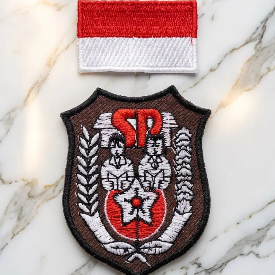 1 set SD dengan Bendera Merah Putih Bet Perlengkapan Sekolah untuk SD