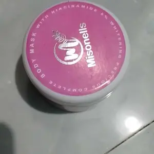[CAHYANIRYN] Misonells Body Mask Whitening with 5% Niacinamide dan 13X Active Hyluronan  Mencerahkan  Tubuh