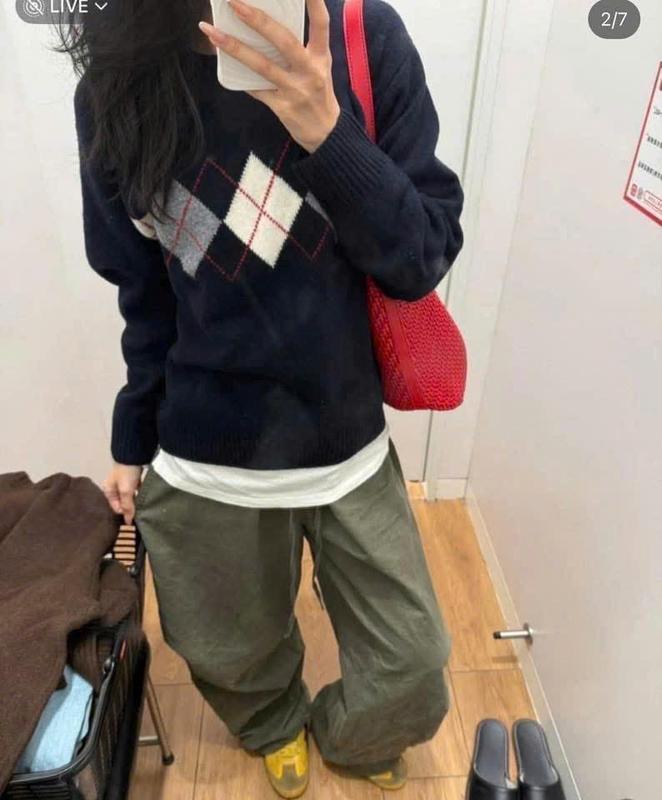  Áo Len Sợi Souffle họa tiết Uni Japan 