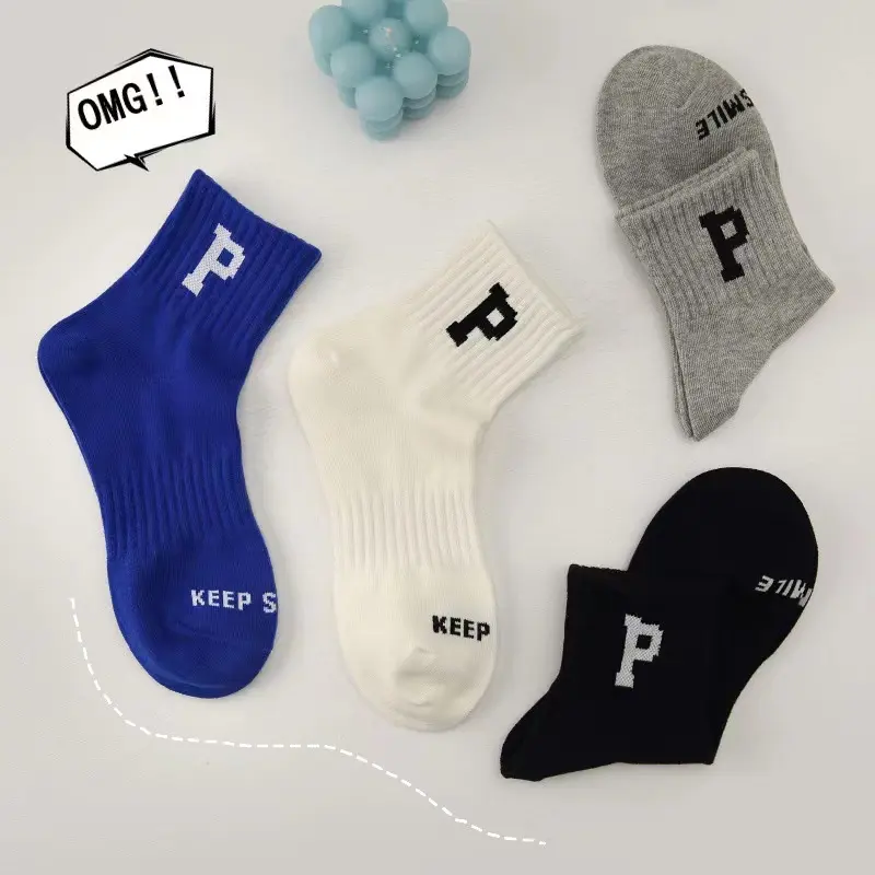 ถุงเท้าผ้าฝ้าย unisex ตัวอักษรเกาหลี P แบรนด์แฟชั่น INS ใหม่ สีฟ้าไคลน์ 2022 เสื้อผ้า Man ผู้ชาย ผ้าไหม คู่