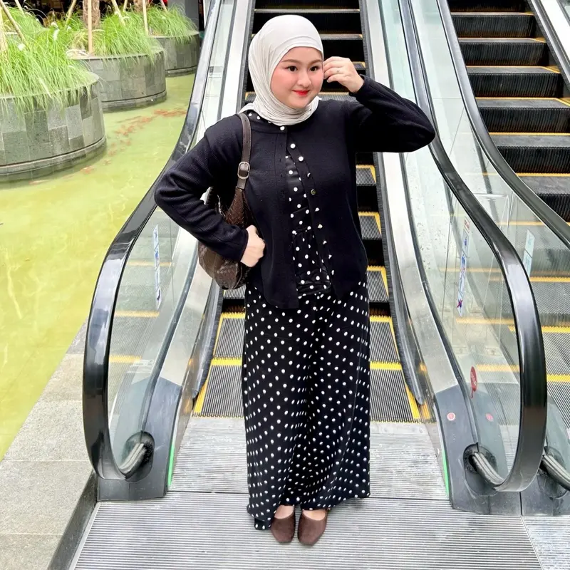 Celana Flowy Pants BYZAF.ID Comfy For Daily Panjang 100cm Lingkar Paha 68cm Lingkar Pinggang 118cm Dengan 1 Saku Disebelah Kanan Cocok Untuk Penggunaan Sehari-hari Celana Flowy Pants BYZAF.ID Comfy For Daily Panjang 100cm Lingkar Paha 68cm Lingkar Pinggang 118cm Dengan 1 Saku Disebelah Kanan Cocok Untuk Penggunaan Sehari-hari