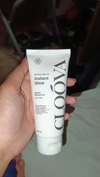 Product Review of CLOOVA-Extra Whitening Instant Glow Body Booster Lotion from m**t 0