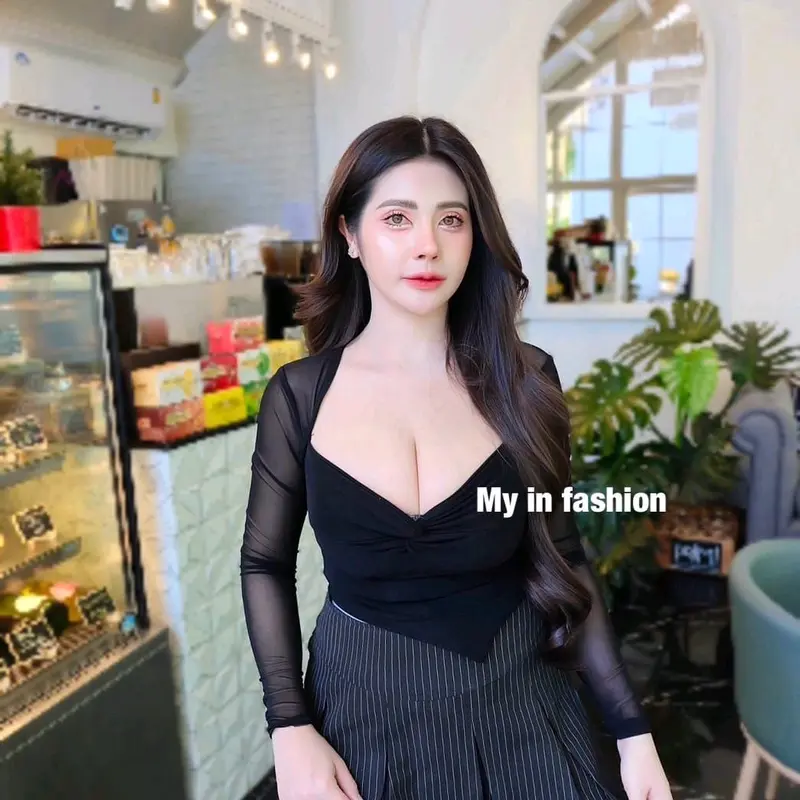 ATASAN CROP TOP IMPORT BKK 2