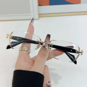 （On Salel） Kacamata bisnis tanpa bingkai dengan potongan berlian. Fashion Korea Kacamata Anti Radiasi Cahaya Biru Kacamata Tanpa Bingkai Kacamata Unisex  kacamta baca
