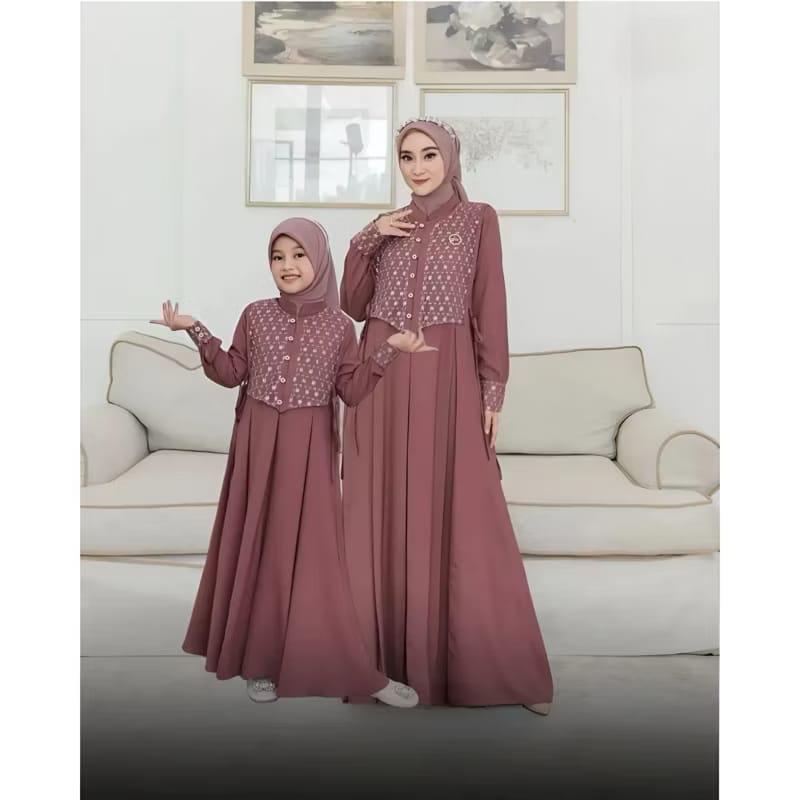 Shabira Dress Gamis Couple Ibu Anak Crinkle Airflow Mix Brukat Baju Kids Terbaru Lebaran 2025 Kancing Wudhu Friendly Polos Elegan Rompi Menyatu Ukuran Ibu M L XL Anak 5-12 Tahun Mewah Muslim Pasangan Kondangan - Remaja, Dewasa Shabira Dress Gamis Couple Ibu Anak Crinkle Airflow Mix Brukat Baju Kids Terbaru Lebaran 2025 Kancing Wudhu Friendly Polos Elegan Rompi Menyatu Ukuran Ibu M L XL Anak 5-12 Tahun Mewah Muslim Pasangan Kondangan - Remaja, Dewasa
