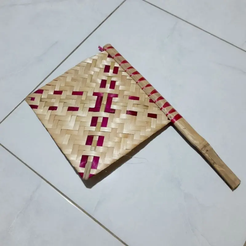 Kipas bambu 23x23 cm (Kipas sate, kipas bakaran)