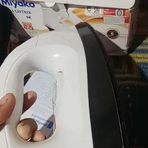 Miyako Setrika Listrik Gosokan Baju Miyako EI-1000M