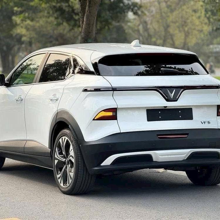 VinFast VF6 - Eco và Plus Vin2025 1