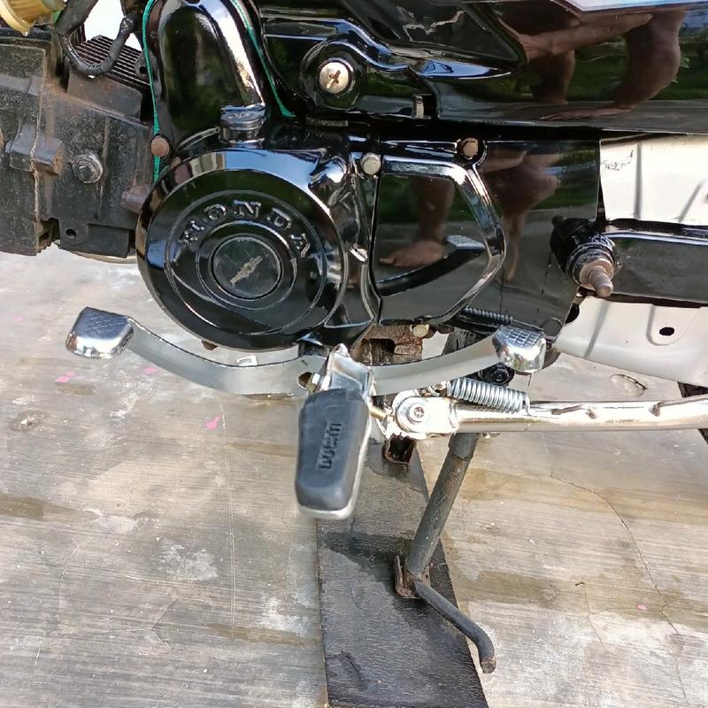 Postep Step Tengah Grand Karet Ducati 1