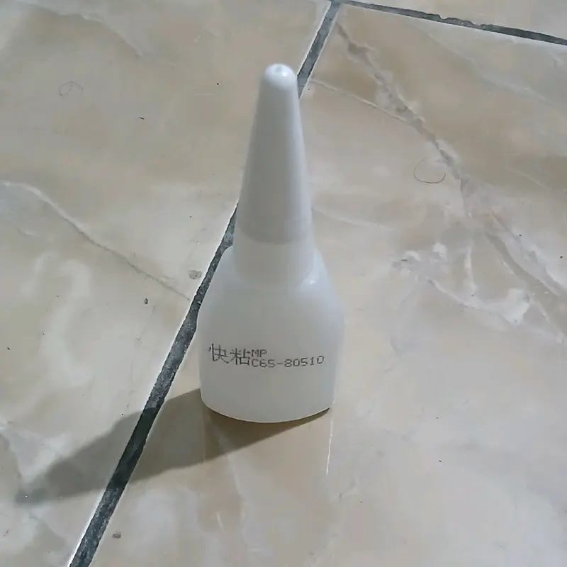 Lem bagus buat memper cantik rumah 0