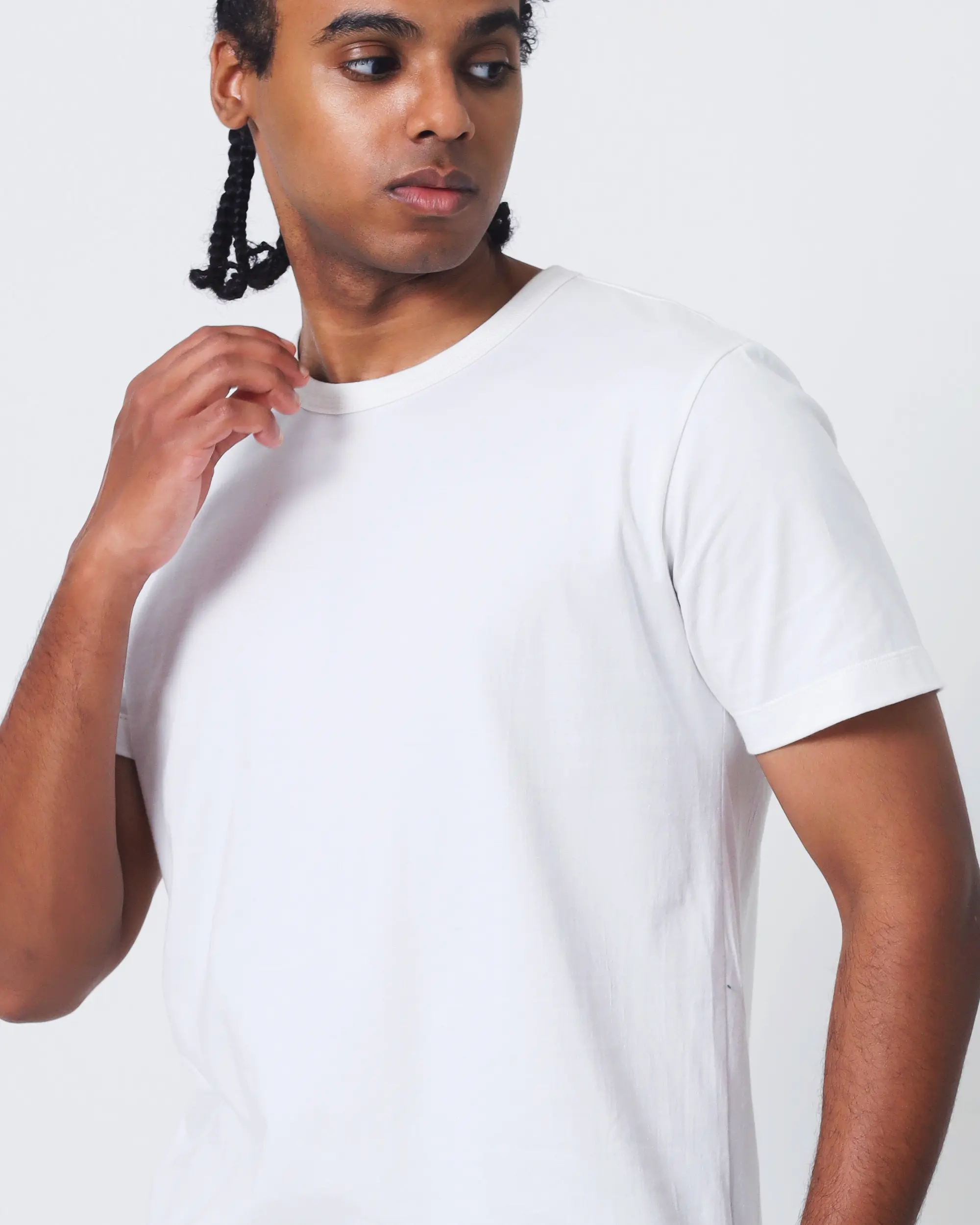 Daily Fitted Tee - Kaos Polos Pas Badan, Bahan Premium | Abyad Apparel Pro Project