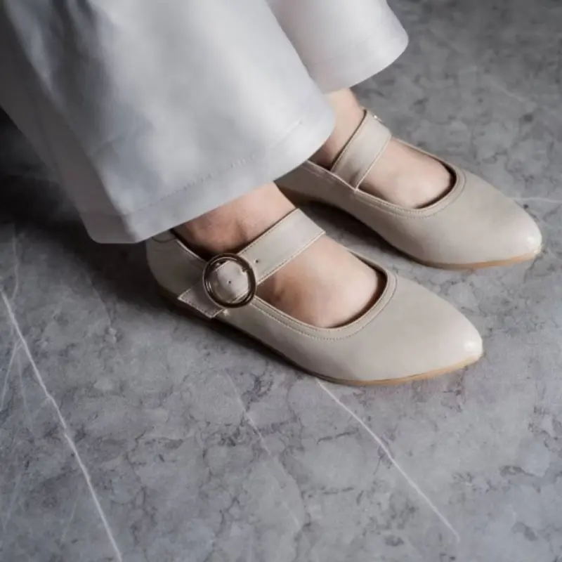 Sepatu Kerja Flatshoes Wanita Warna Cream - Sepatu Feminim - Flatshoes 3