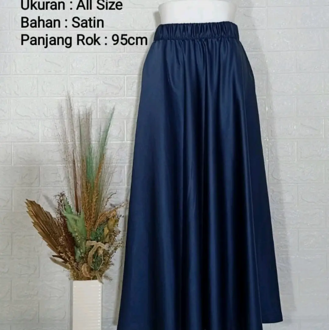 Rok payung bahan satin mark ferita Cantik Nyaman
