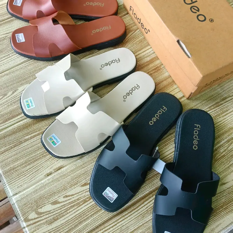 Sandal slop H wanita / sandal kekinian/ sandal slop premium 0