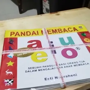Buku Pandai Membaca Aiueo
