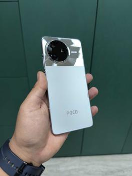 Product Review of POCO F7 Pro (12GB/512GB) | Snapdragon 8 Gen 3 | Massive 6000mAh battery | 2K 120Hz Flow AMOLED display | 50MP dual camera with OIS [Official Store] from B**l 0