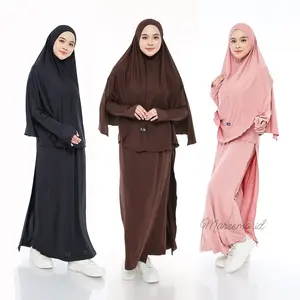 Setelan Baju Olahraga Wanita Muslimah Syari Atasan Celana Hijab Sporty Lari Senam Jogging Bersepeda
