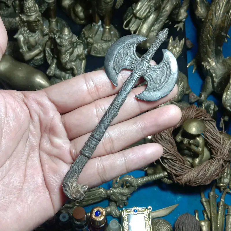 Hiasan Patung Kapakk Geni 212 Wiro Sableng Namanya 3