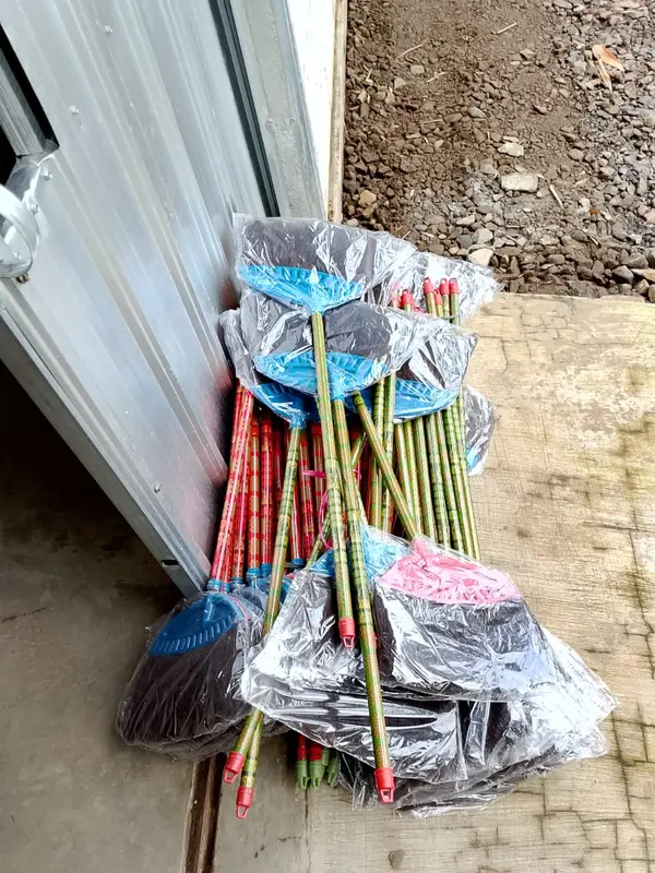 Sapu Lantai Ijuk Sapu Ijuk Lantai Sapu Duk Hitam Sapu Ijuk Hitam Sapu Ijuk Murah 1