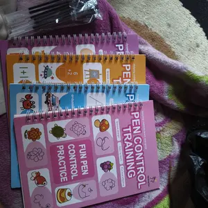 Paket 5 Buku Latihan Menulis Anak Alur Cekung untuk TK PAUD, Pen Control Training, Alfabet Inggris, Angka, Matematika, Bentuk dan Menggambar, Bisa Ditulis Berulang, Termasuk 1 Pena dan 10 Isi Ulang Pulpen