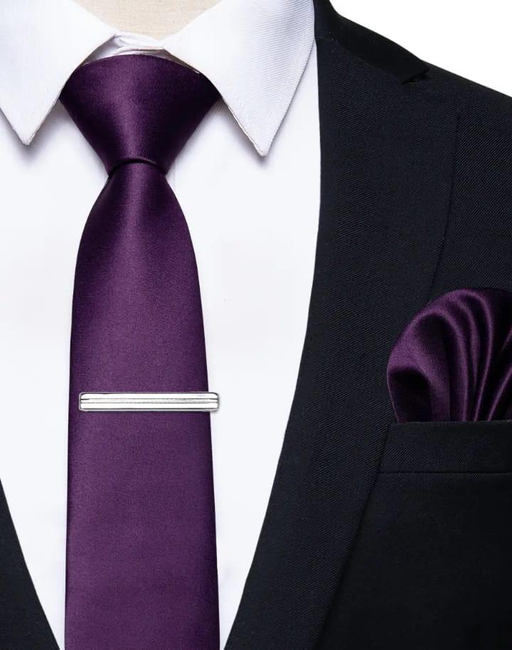 Product Introduction of Dasi instan  pria plus penjepit dasi silver metalik dasi 3inchi 8 cm+ pocket square 3 in 1 packing box 18