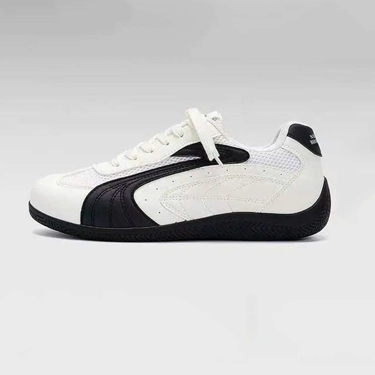 Giày sneaker nam nữ LAKINTA giày thể thao nam nữ đơn giản đế cao su mềm GHY1