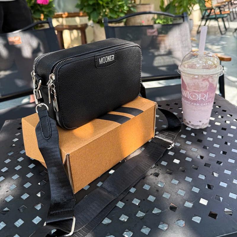 Túi MOONER đeo chéo nam nữ [ HÀNG FULLBOX+ HỘP QUÀ TẶNG ] kích thước 18.5 x 11 x 6.5 cm thiết kế 2 ngăn trẻ trung năng động chất liệu da tỉ mỉ, cẩn thận