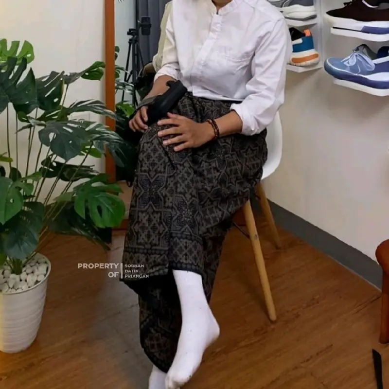 Sarung Wadimor WD JB 02 Batik Jawa Motif Gus Iqdam Edisi Terbatas Desain Unik Bahan Katun Terbaik - Santri Muslim Pria Dewasa 2