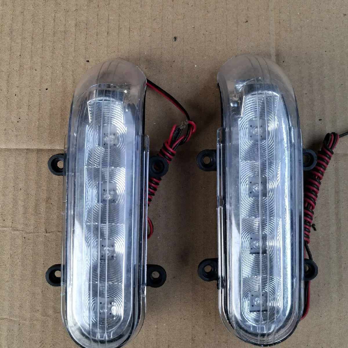 LAMPU SEIN/RITING SPION INOVVA LAMA 2005-2011 Car