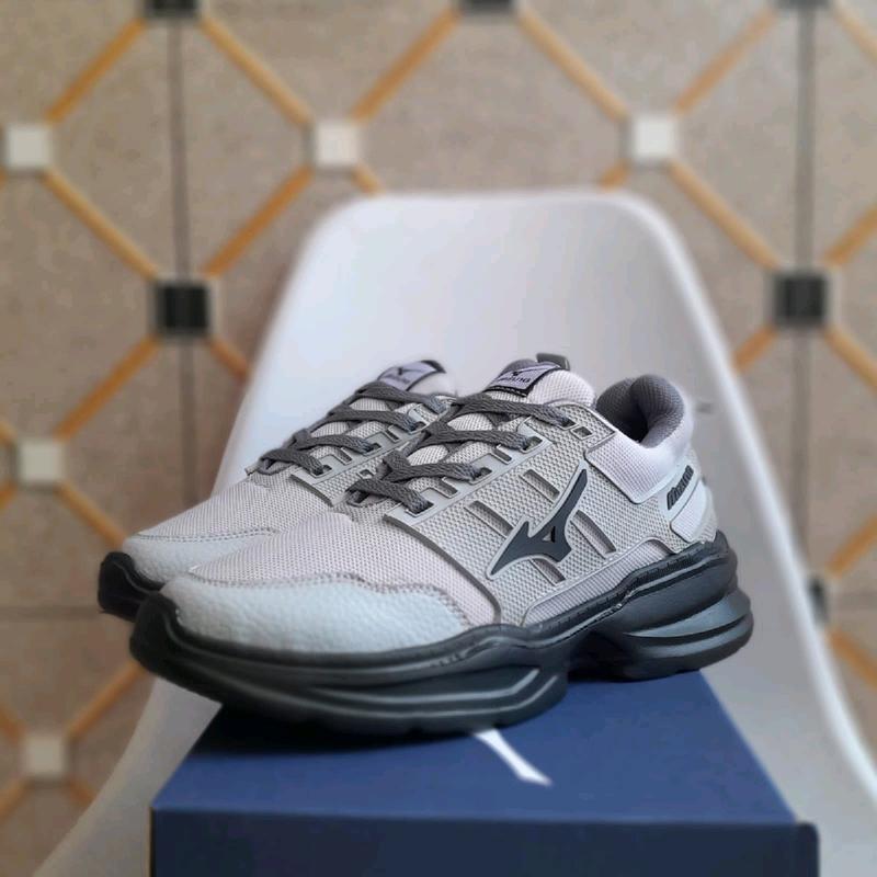 sepatu running dewasa sepatu lari ,dan joging pria/wanita ,ringan 0