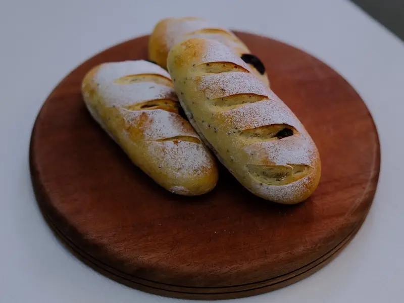 Roti Sourdough Soft Cranberry Cheese ChocoChips Harga Per PCS by Yeastoria 5