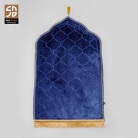 Gambar S&D PROJECT Sajadah Kubah Bahan Emboss Bulu Warna Hijau 68 cm x 105 cm Antislip - Merah dari S&D Project Kota Bandung 3 Tokopedia
