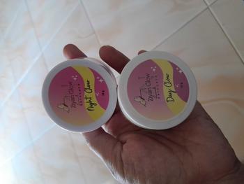 Product Review of Night cream + Day ceam glow normal ziyan glow skincare from T**n A**n 0