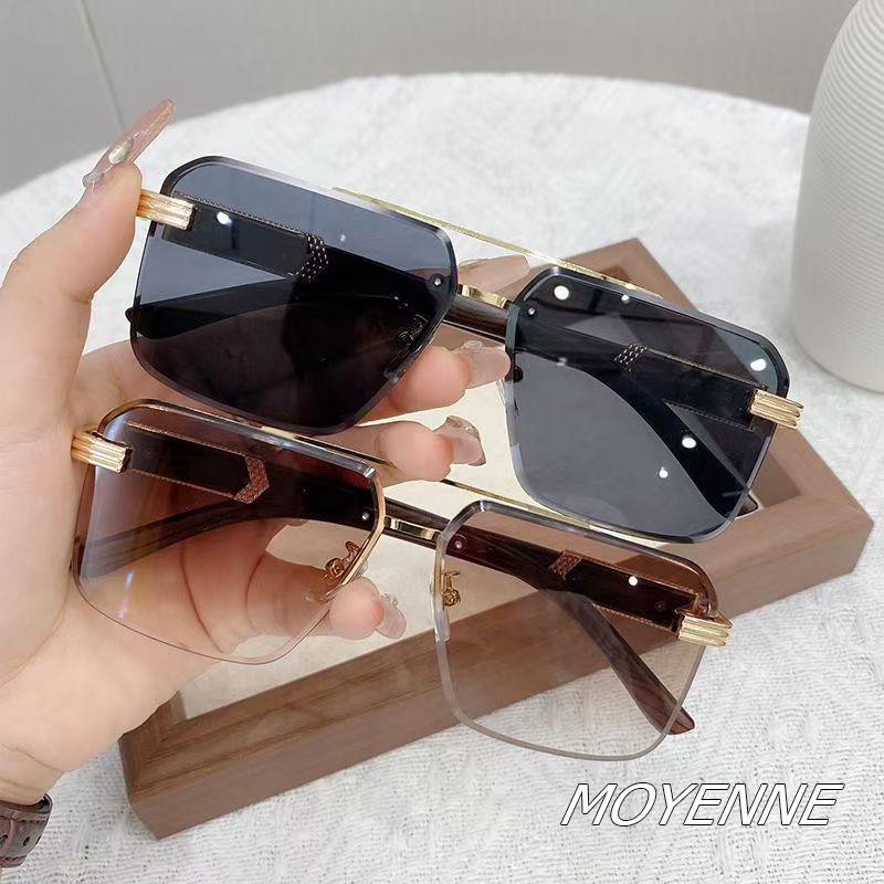 Vận chuyển từ Việt Nam Kính mát đẹp kính mát thời trang vuông phù hợp cho nam nữ phong cách Âu Mỹ chống nắng mới cho nữ