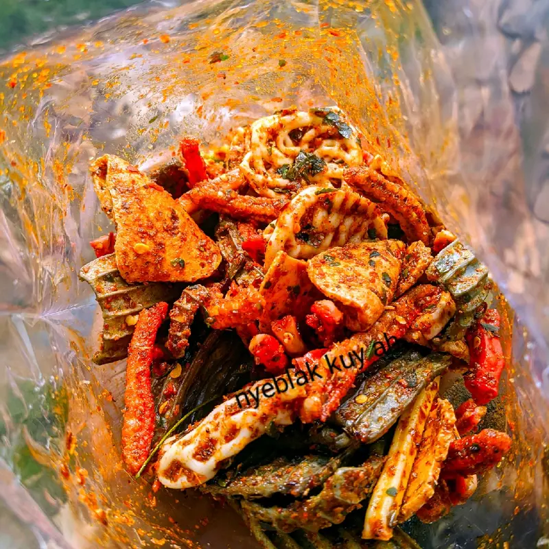 KERUPUK CAMPUR JENGKOL/BETON/PEDO/BASRENG SEBLAK MIX CIKRUH neto 1kg Snacks Pedas 1