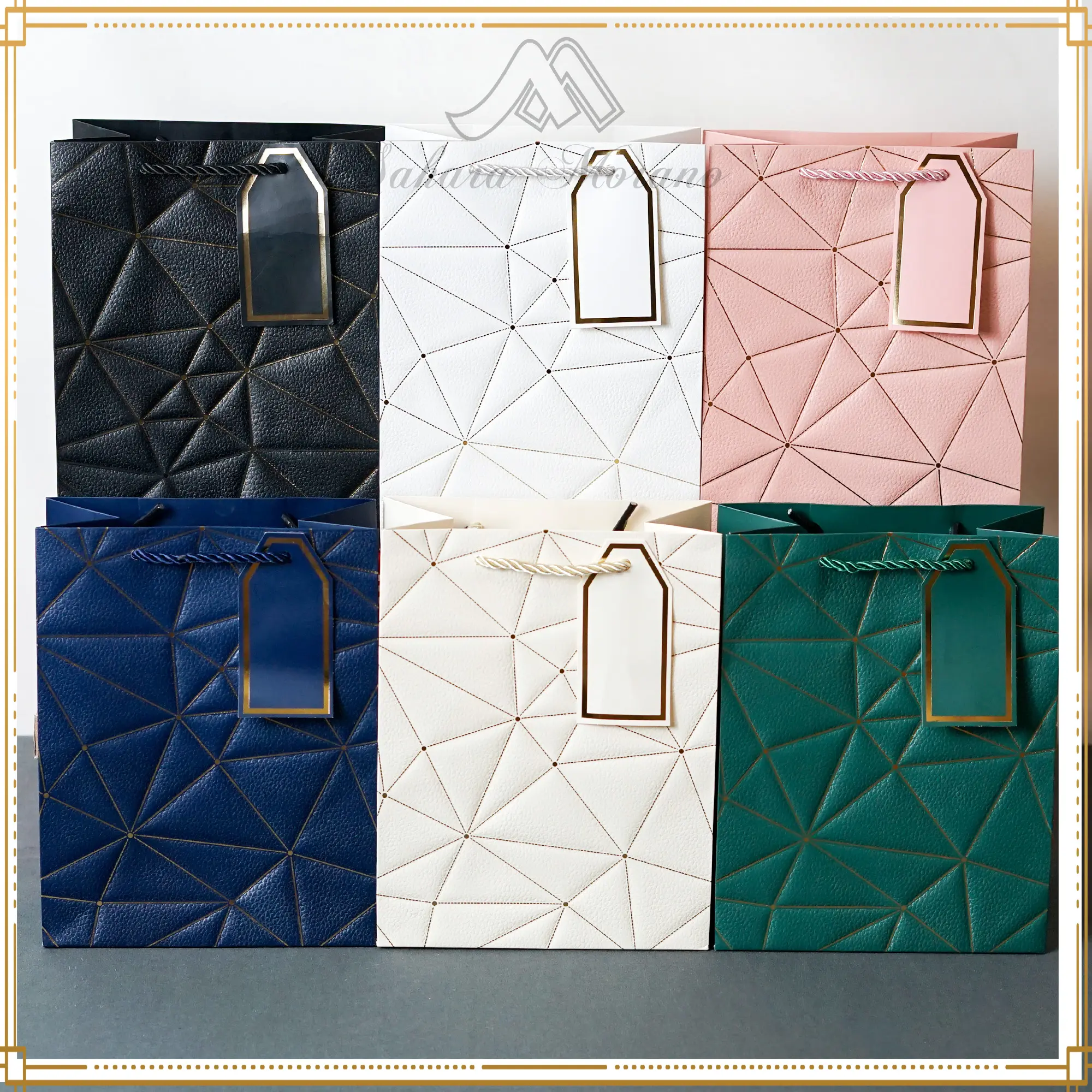 [PREMIUM] Paper Bag Motif Segitiga Emboss | Tas Belanja Tas | Souvenir Goodie Bag | Tas Hampers
