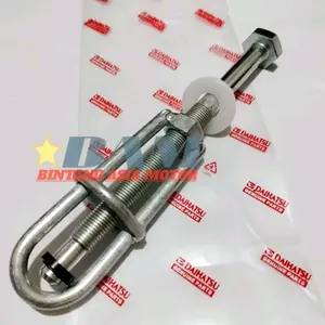 Baut Gantungan Ban Serep AVANZA XENIA VELOZ CALYA SIGRA SIENTA