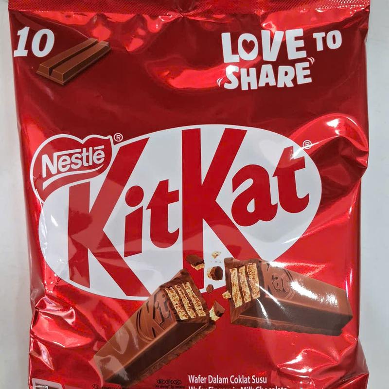  Nestlé KitKat Đỏ Bánh Xốp Phủ Socola 10 Thanh Truyền Thống Snack Food Malaysia Hộp 10Thanh Vị Thơm Ngon Hợp Vệ Sinh Giòn Mềm Lớp Sô Cô La Mịn 