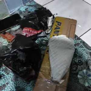 Rak Dinding Gantung Minimalis Dekorasi Ruangan Dipasang di Dinding Besi Kayu tatakan kamar