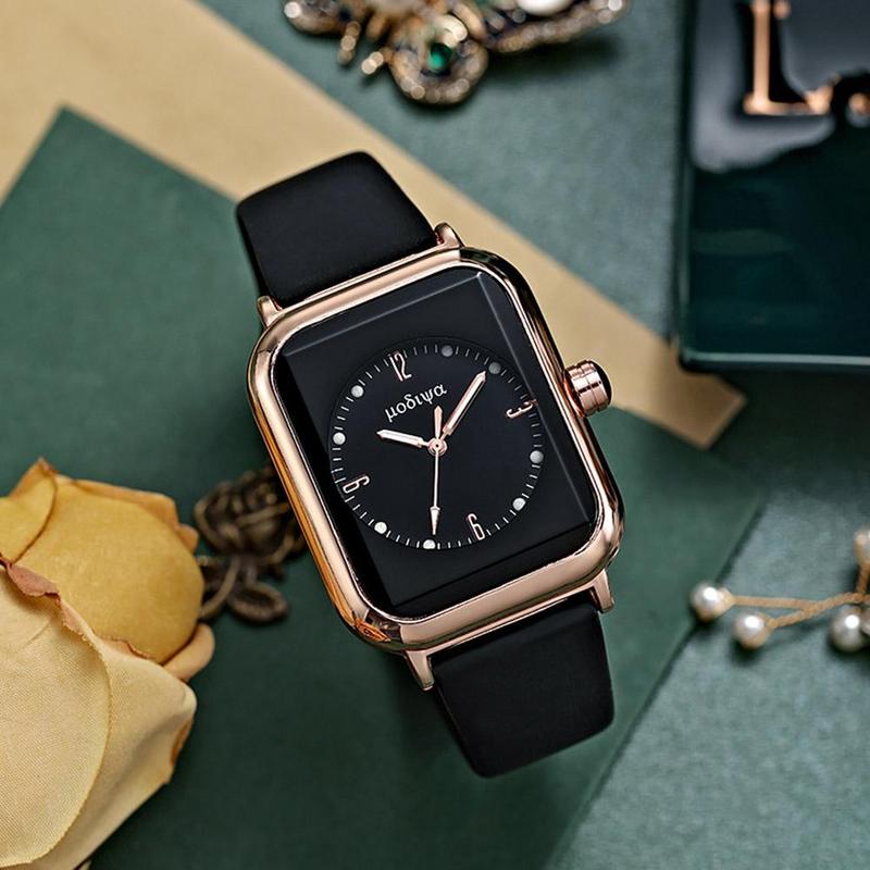 Product Introduction of Glow-in-the-dark Quartz Watch Network Red Fashion Silica Gel Square Watch 31