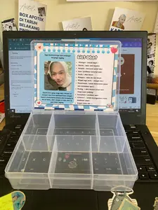 [PAKET LENGKAP Emergency Kit] - Emergency Kit Kotak  Aesthetic Custom Nama & Ucapan – Kado Unik Pacar, Sahabat, Keluarga – 6 Sekat + Sticker Glossy Waterproof