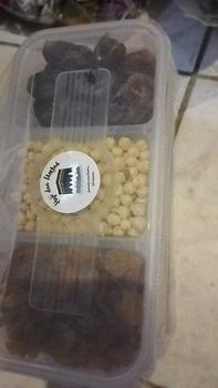 Product Review of Paket Oleh-Oleh Haji dan Umroh Sekat 3 Hampers Premium Almond Coklat Gift from a** v**n 1