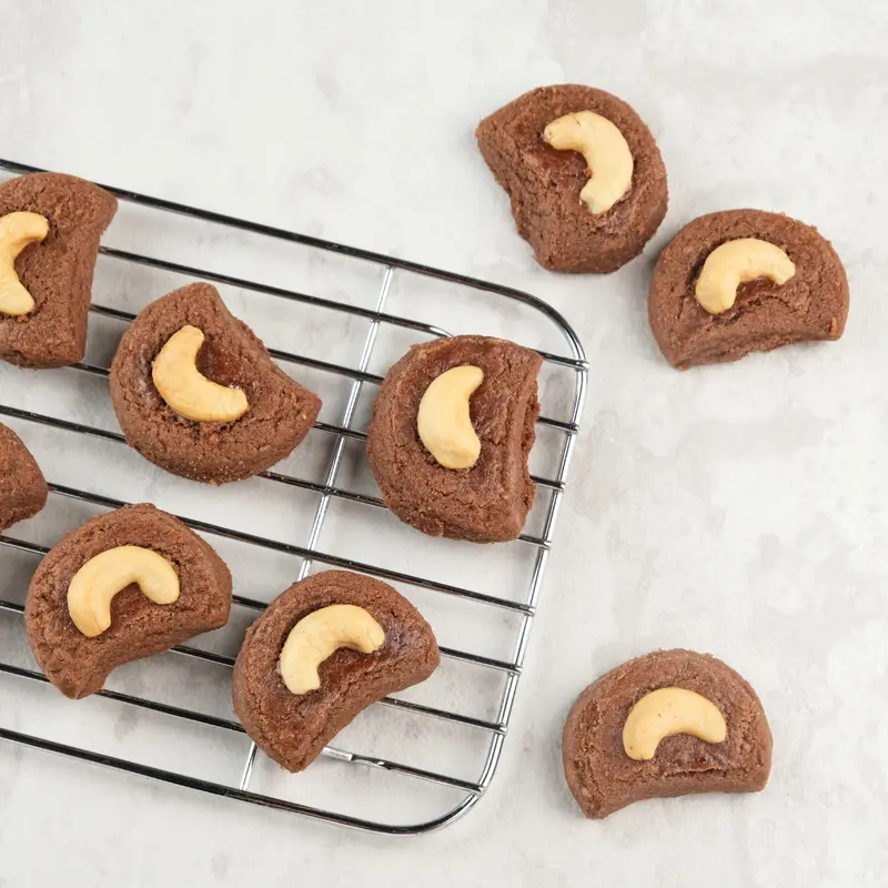 Kue Kering Coklat Mede 250g Terlaris, Gurih dan Lezat - Food, Cookies 6